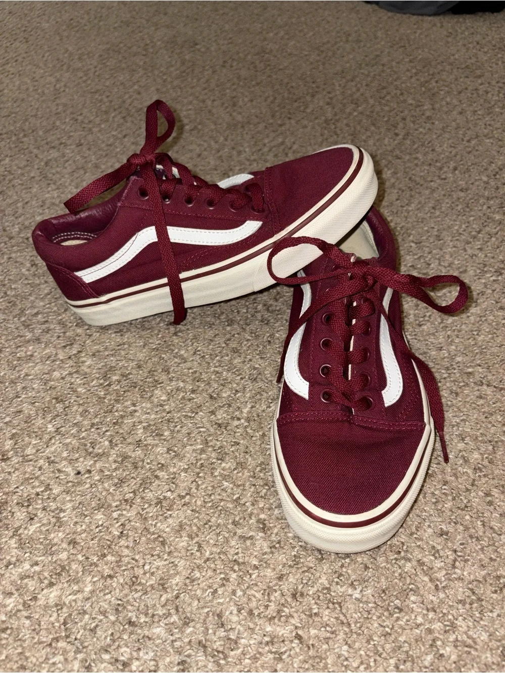 Vans Women's Burgundy Low-Top Sneakers with White Side Stripe